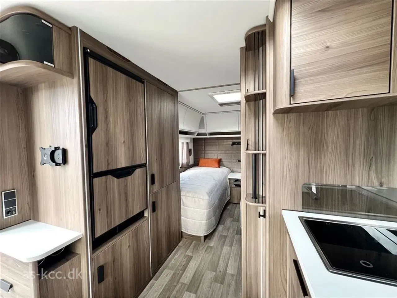 Billede 15 - 2025 - Kabe Smaragd 540 GLE KS