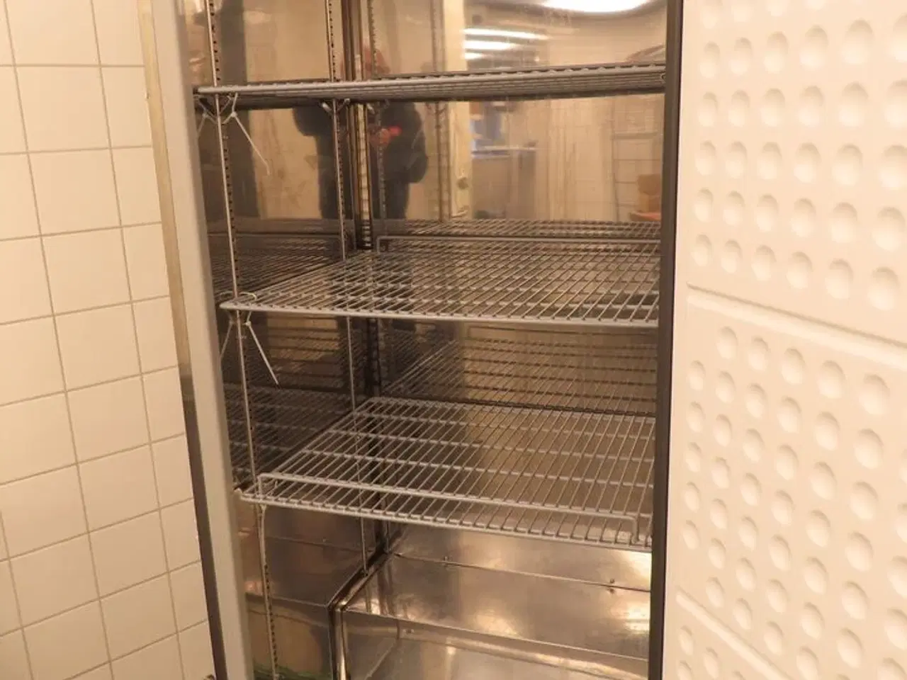 Billede 6 - Fryseskab TEFCOLD UF600SS