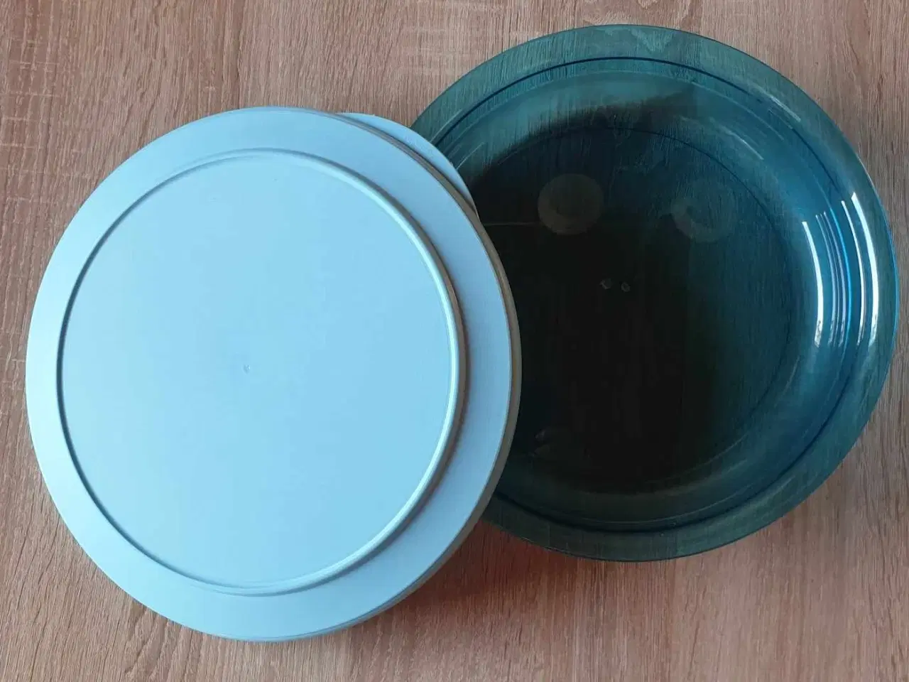 Billede 1 - Tupperware skål med låg