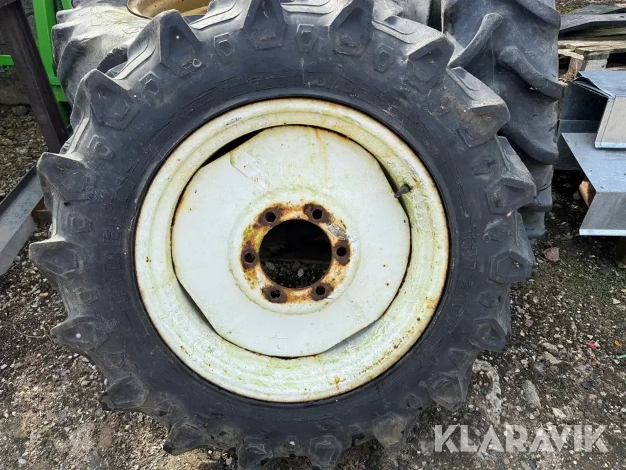 Billede 2 - Traktordæk Pirelli og firestone 2 Styk