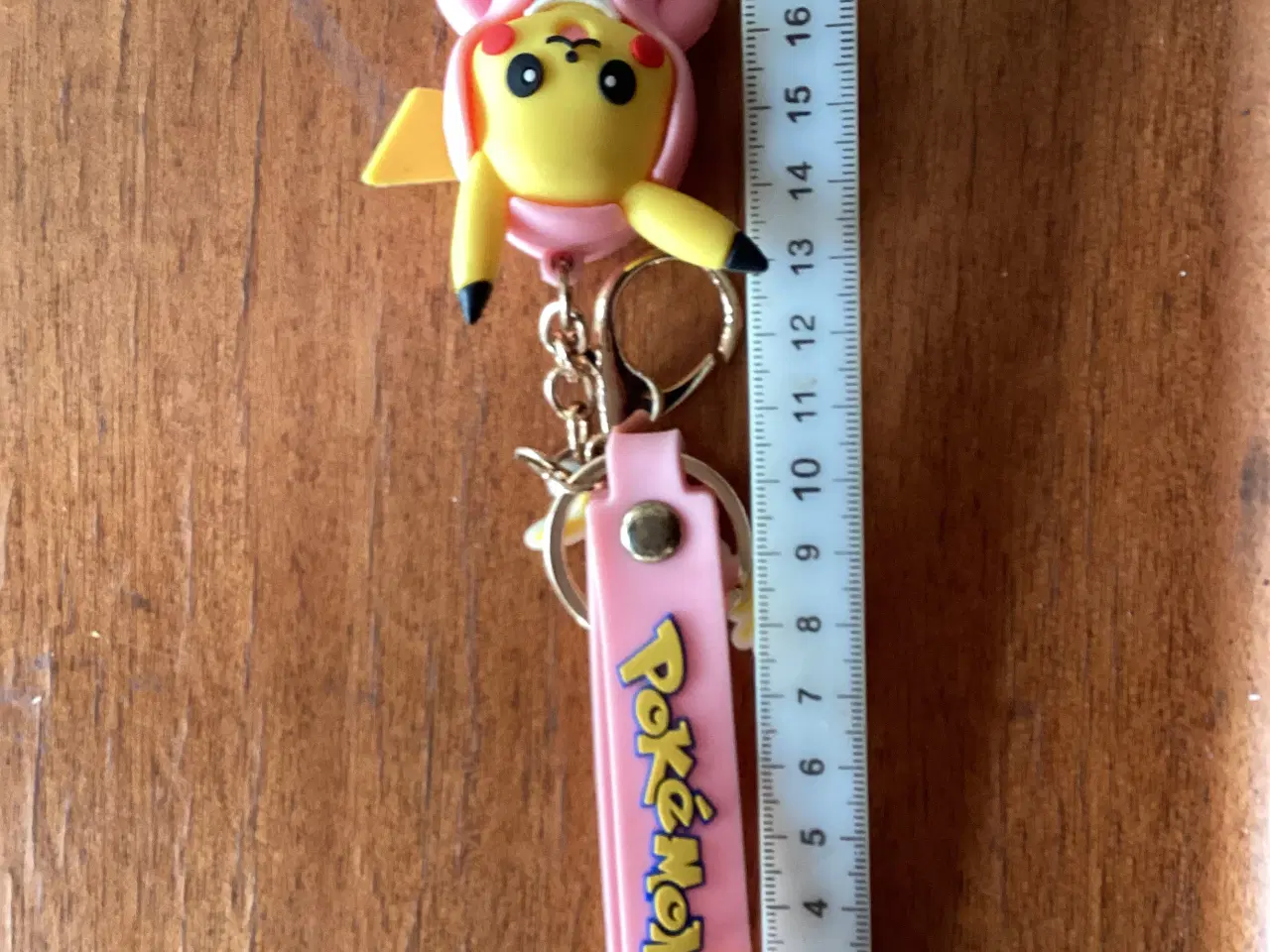 Billede 9 - Pokemon pins og nøglering