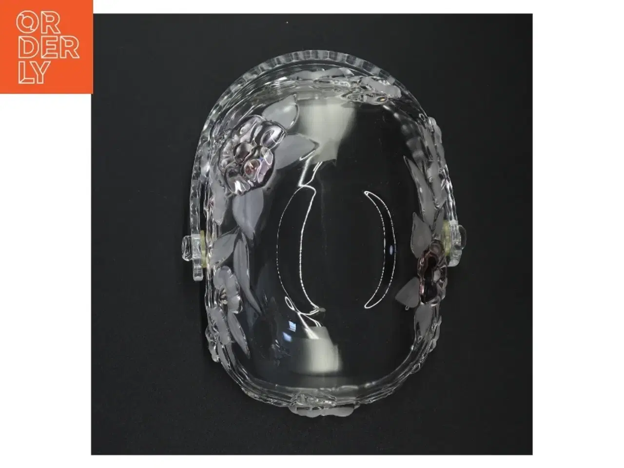 Billede 5 - Kurv i krystal glas med blomsterdekoration (str. 20 x 16 x 17 cm)