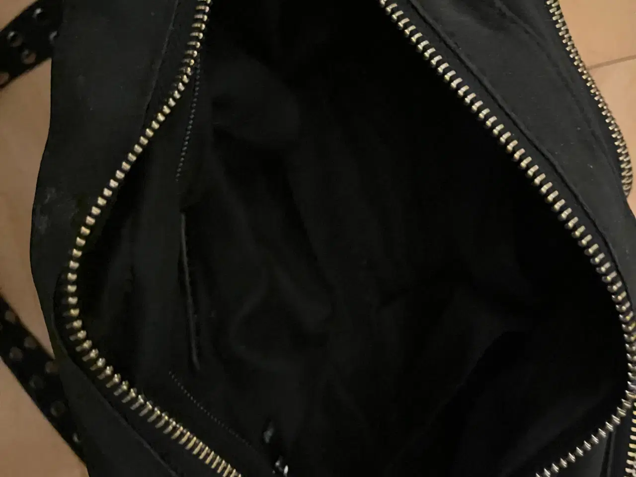 Billede 3 - Noella taske i sort