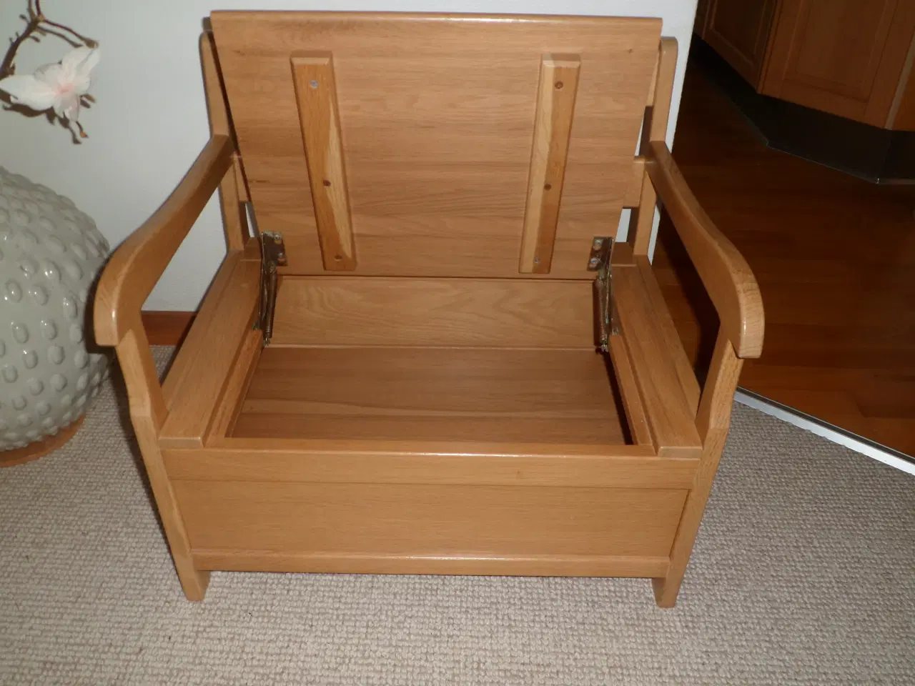 Billede 1 - Lille slagbænk i eg.