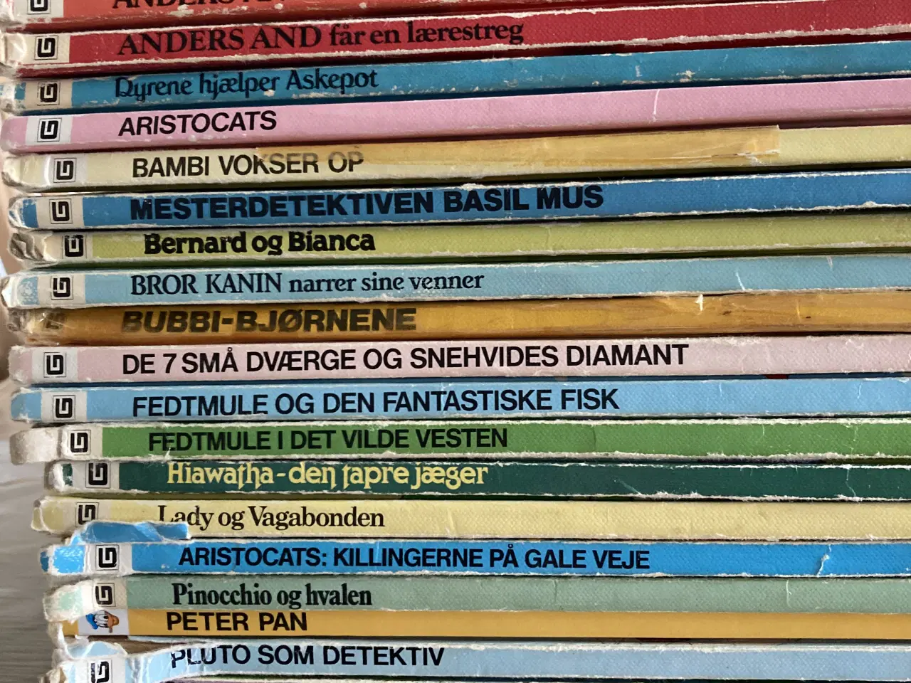 Billede 1 - Disney bøger sælges