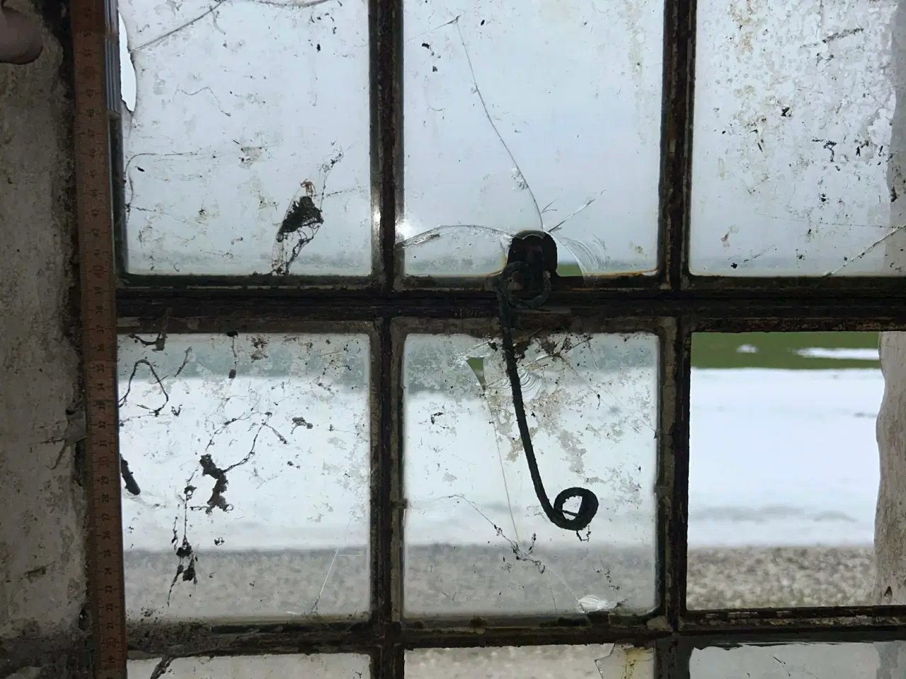 Billede 2 - Gamle stald vinduer