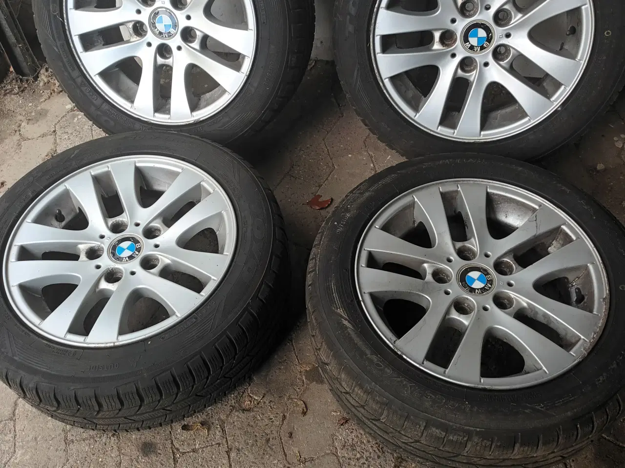 Billede 2 - Bmw fælge med vinterdæk 