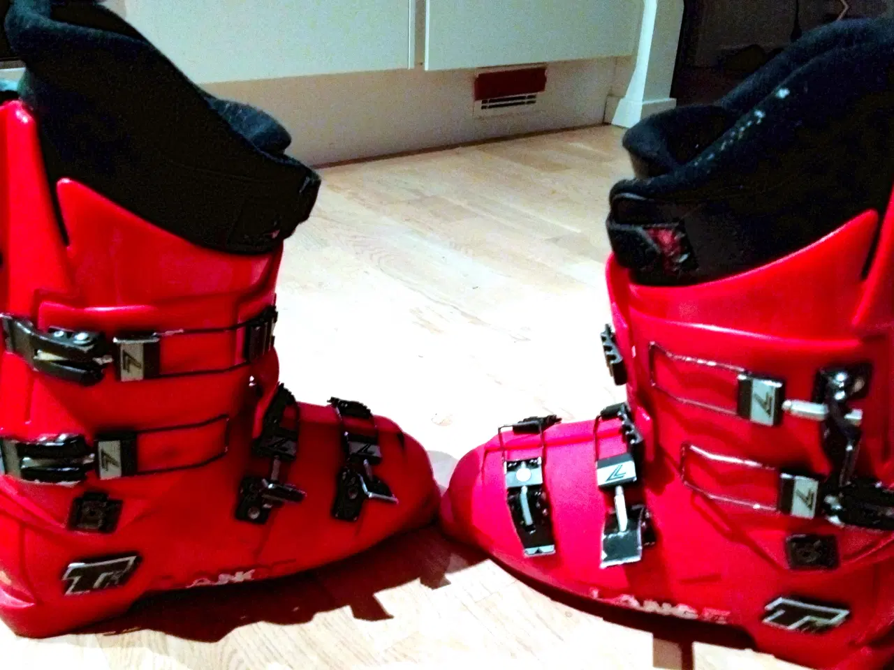 Billede 1 - LANGE 7 SKISTØVLER / SKI BOOTS Strl. 43 - 44. 