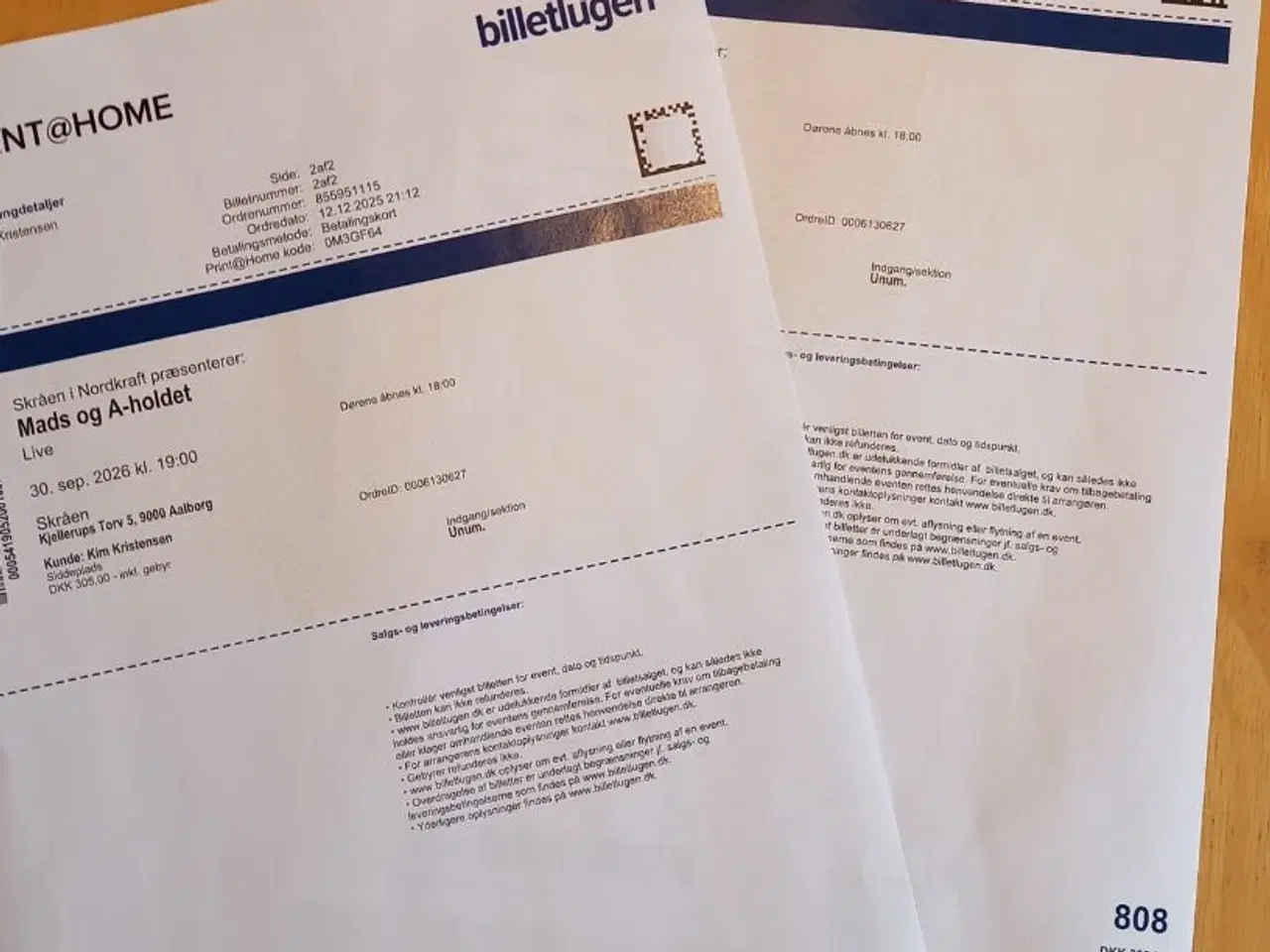 Billede 1 - 2 billetter MADS & A-HOLDET på Skråen/Nordkraft