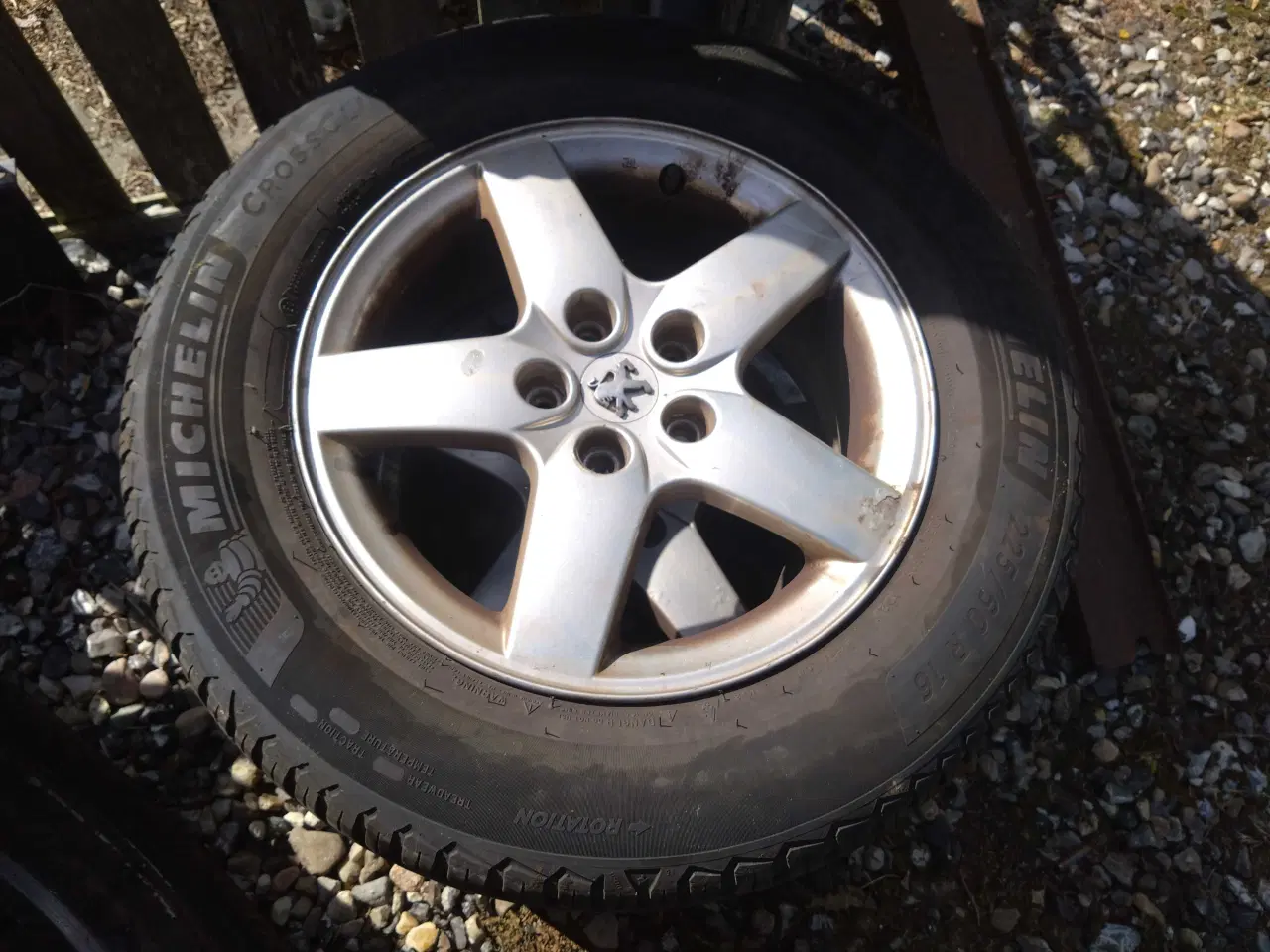 Billede 1 - Peugeot 407 hjul med næsten nye helårsdæk 