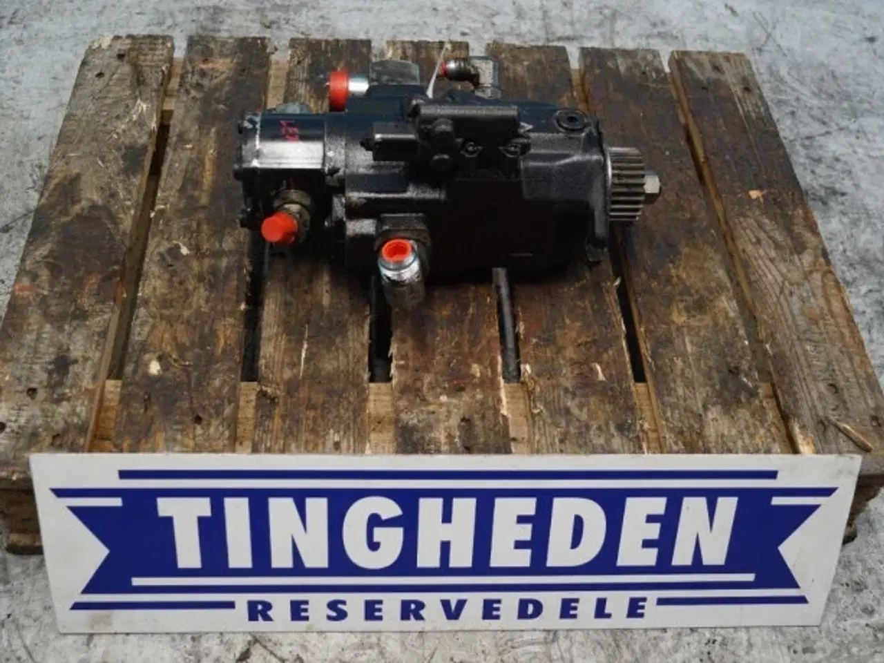 Billede 1 - MacDon D60 Hydraulikpumpe