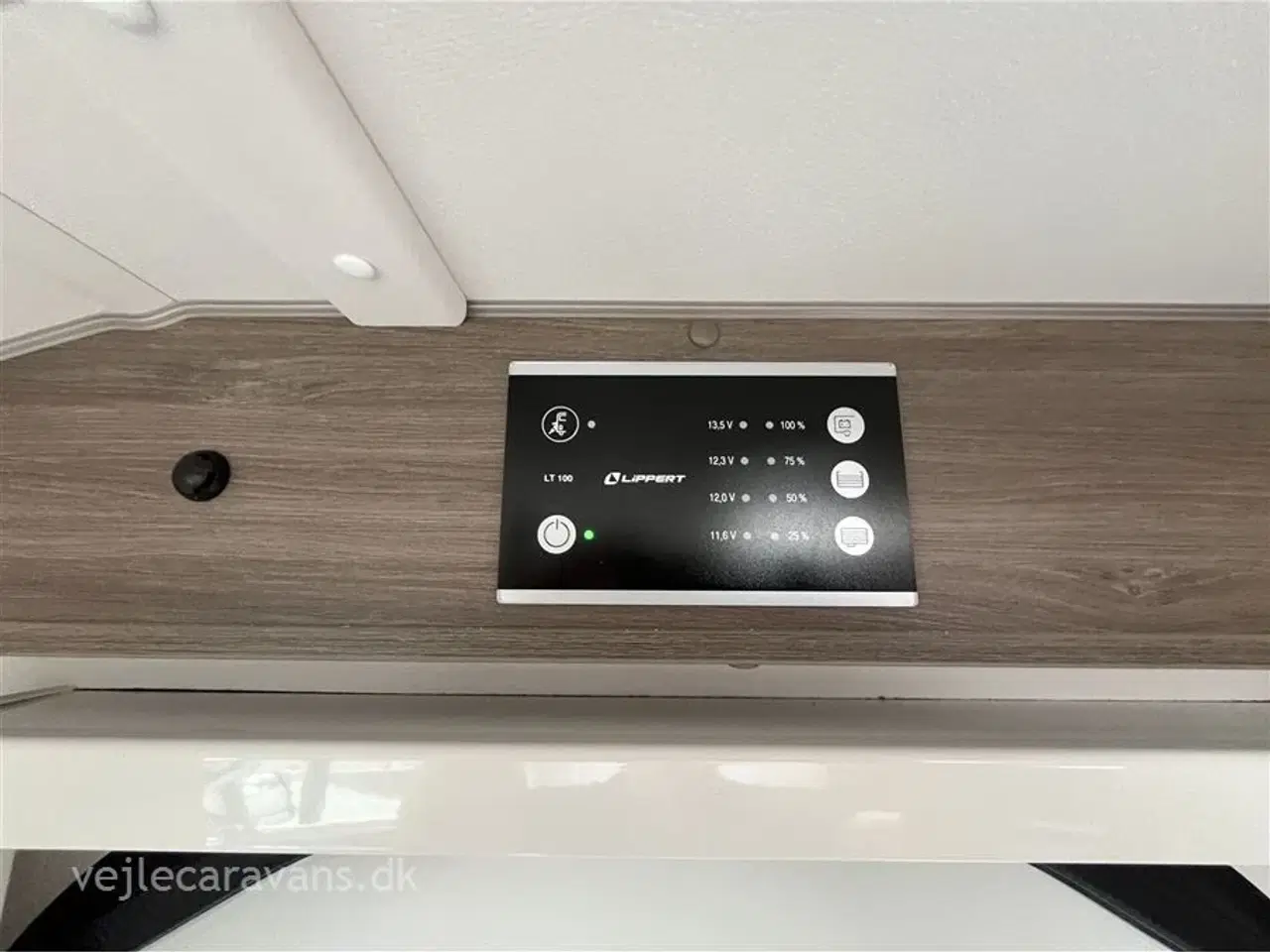 Billede 10 - 2025 - Carado V337 PRO+