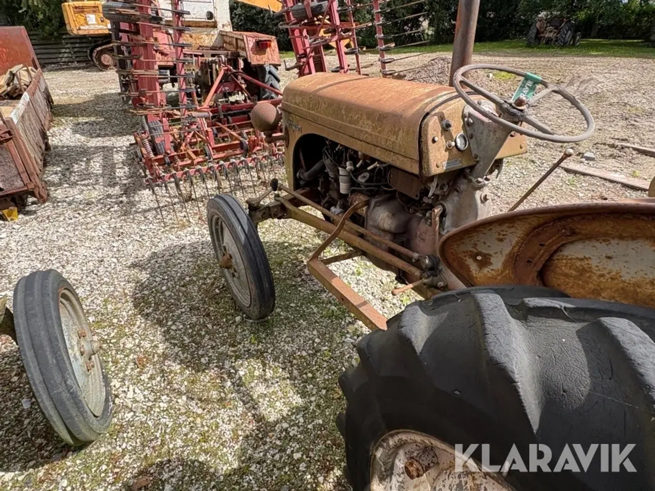 Billede 12 - Veterantraktor Massey-Ferguson