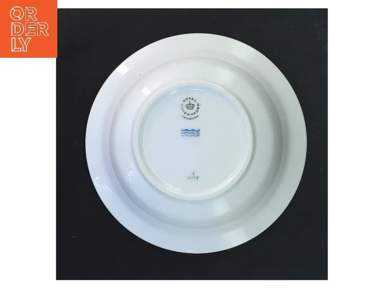 Billede 3 - Juleskåle fra Royal Copenhagen fra Royal Copenhagen (str. 2 stk Ø 16 cm)