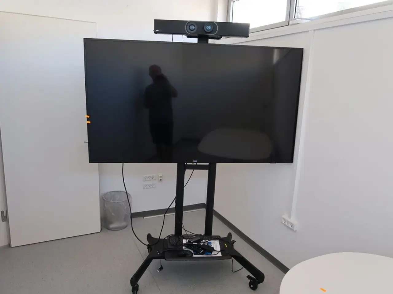 Billede 1 - Fjernsyn PHILIPS 70BFL2114/12 med soundbar YEALINK