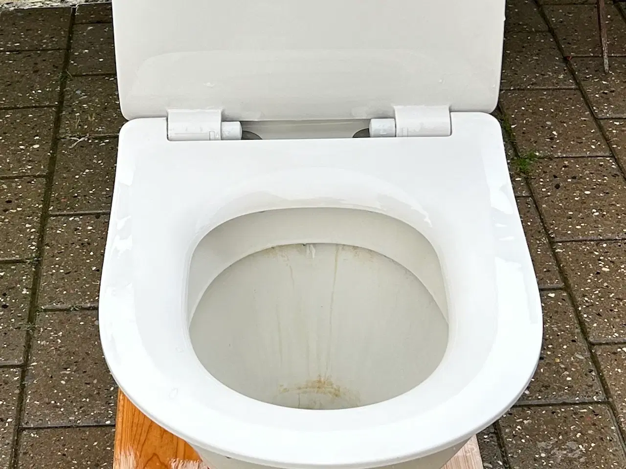Billede 1 - Toilet