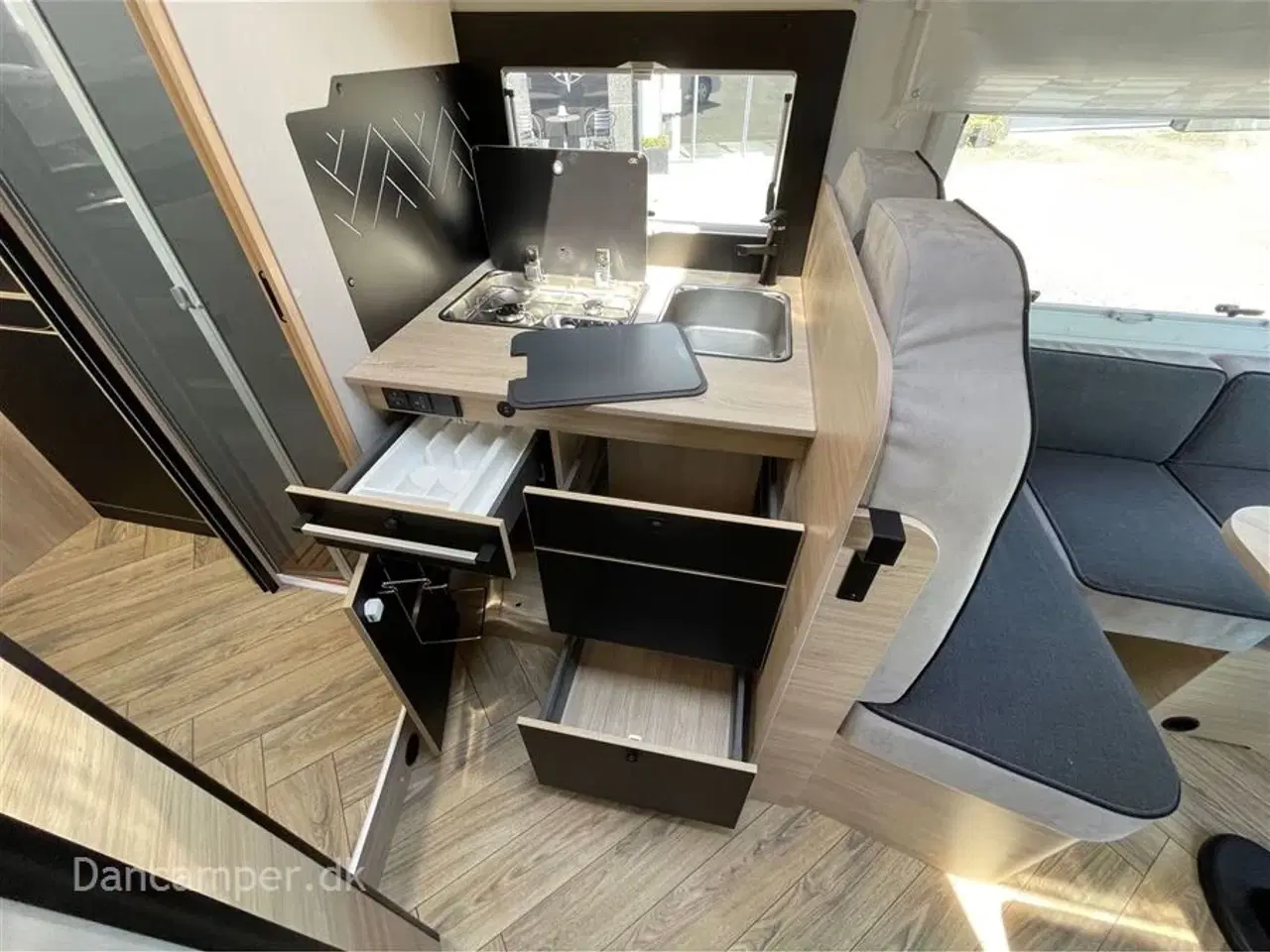 Billede 21 - 2024 - Chausson 724 Etape Line   Chausson 724 Etape Line, Peugeot 2,2, 140 HK.