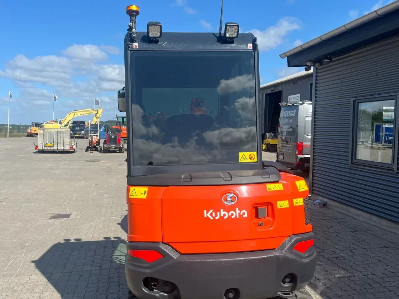 Billede 5 - Kubota kx027-4 Engcon rotortilt, Centralsmørring mm.