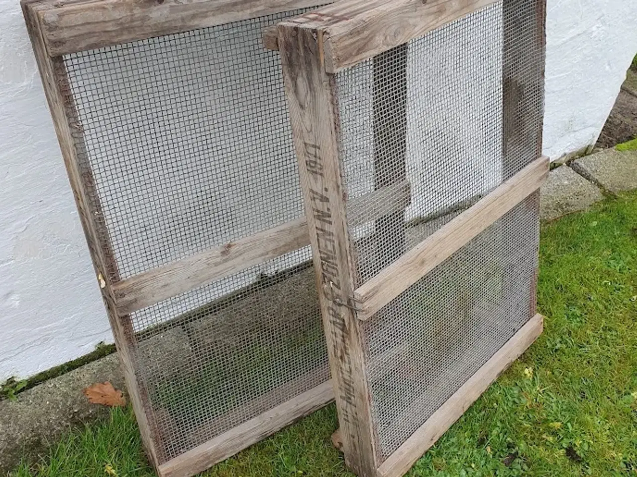 Billede 8 - Havekrukker (3 stk.) & rist bakker 