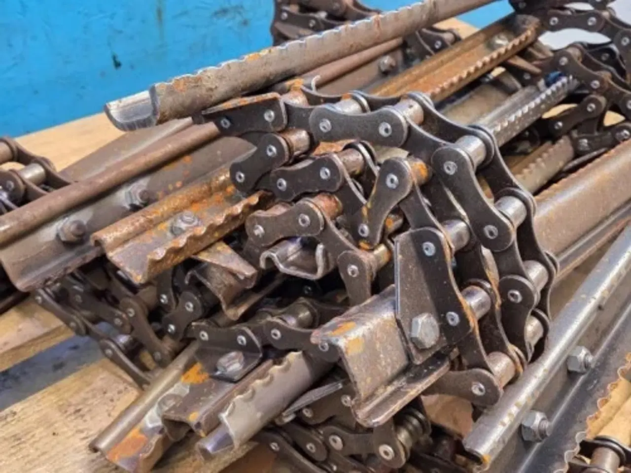 Billede 12 - Case 8010 Kæde 87283359