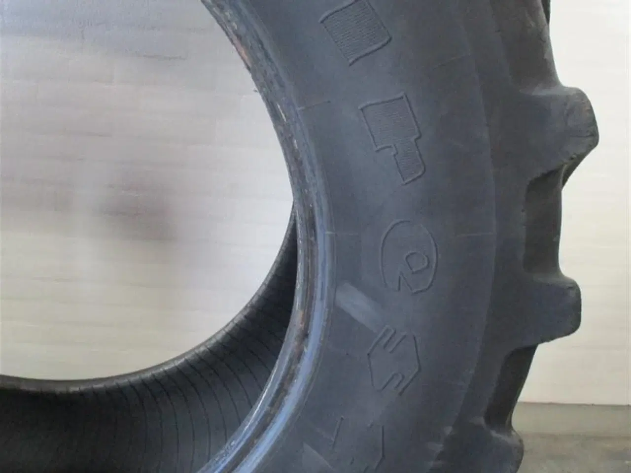 Billede 3 - Firestone 620/70 R42