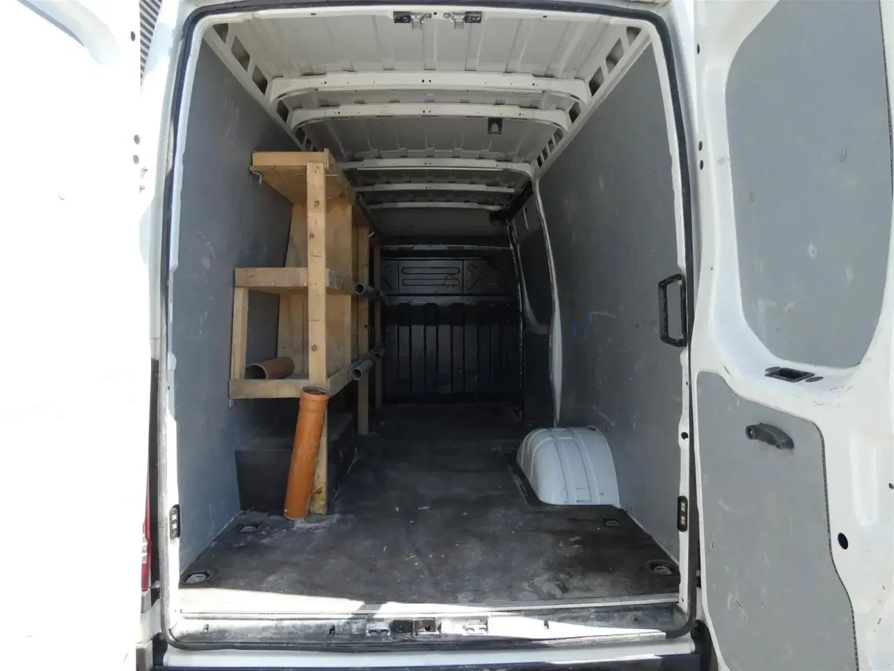 Billede 8 - Iveco Daily 35C18 12m3 3,0 D Hi-Matic 180HK Van 8g Aut.