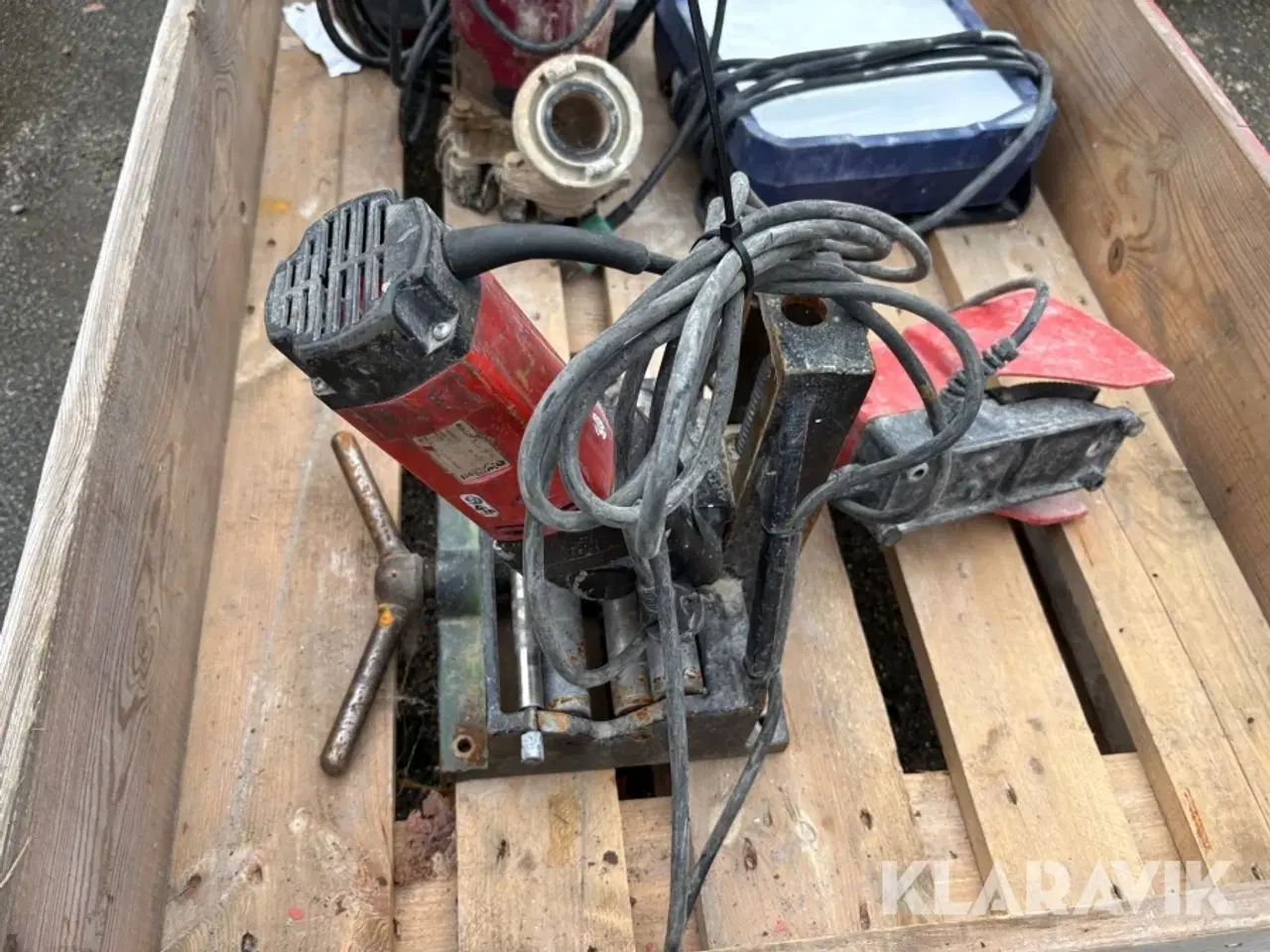 Billede 4 - Rørskærer, dykpumpe og lamper