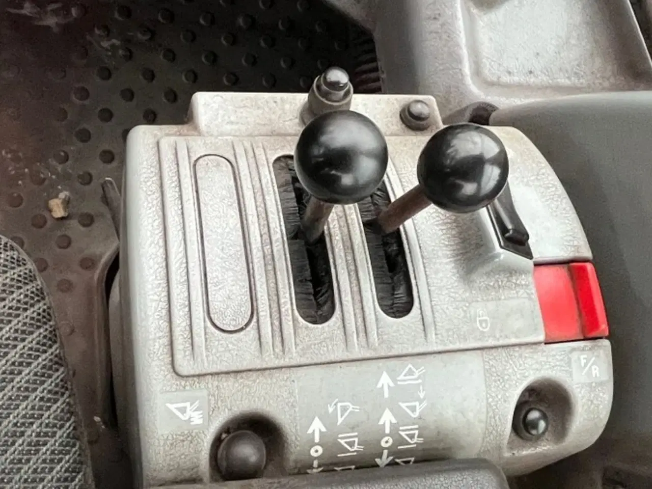 Billede 15 - Volvo L330D Stor ged med 16L motor med 496hk, skovl og centralsmørring.