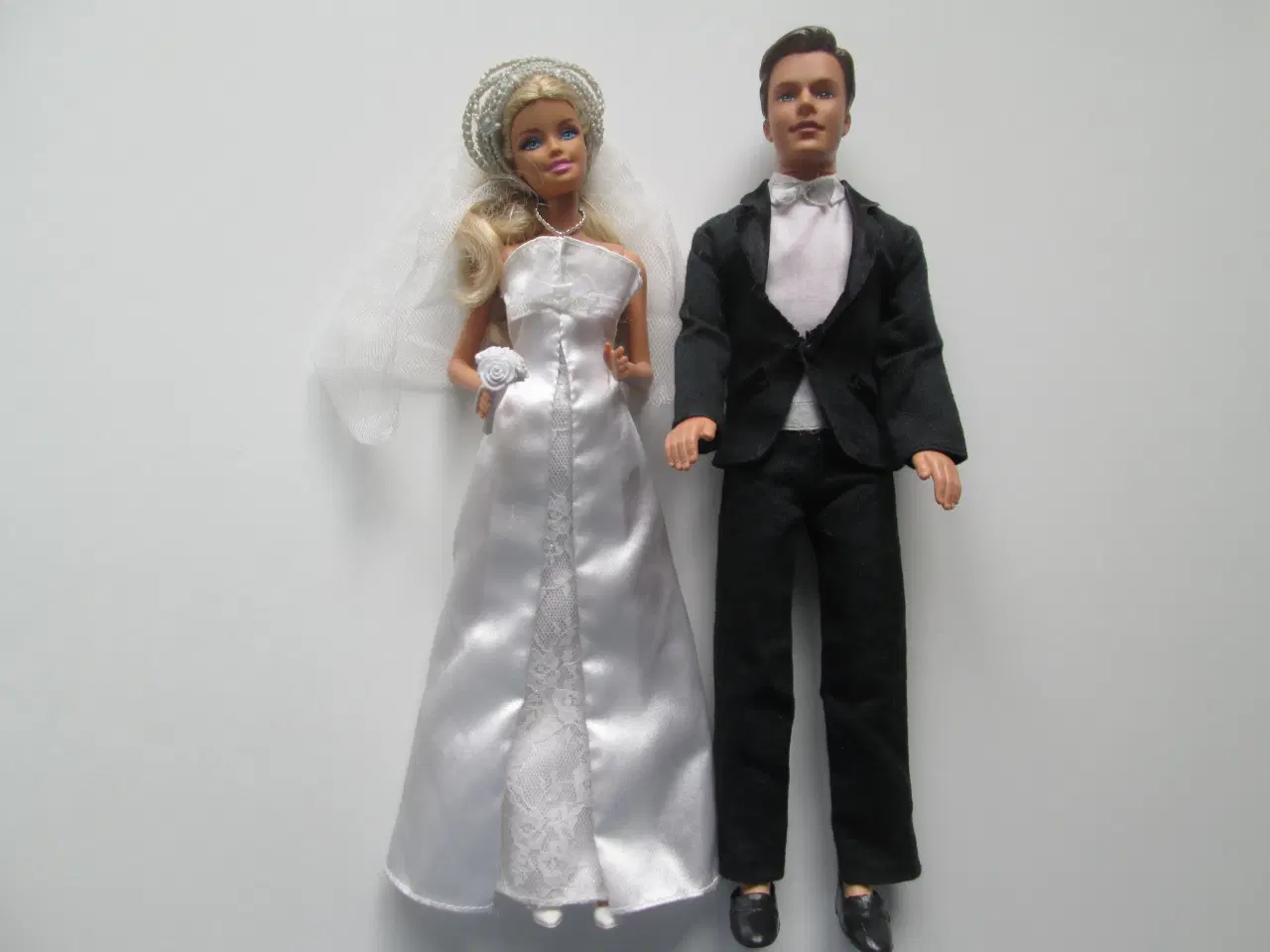 Billede 1 - Barbie og Ken som brudepar