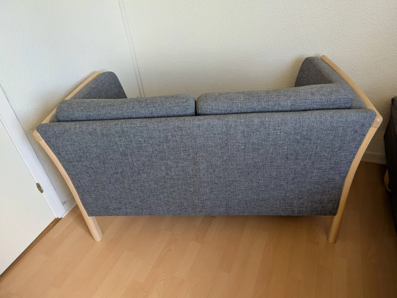Billede 3 - 2 personers sofa i bøg m/stofbetræk