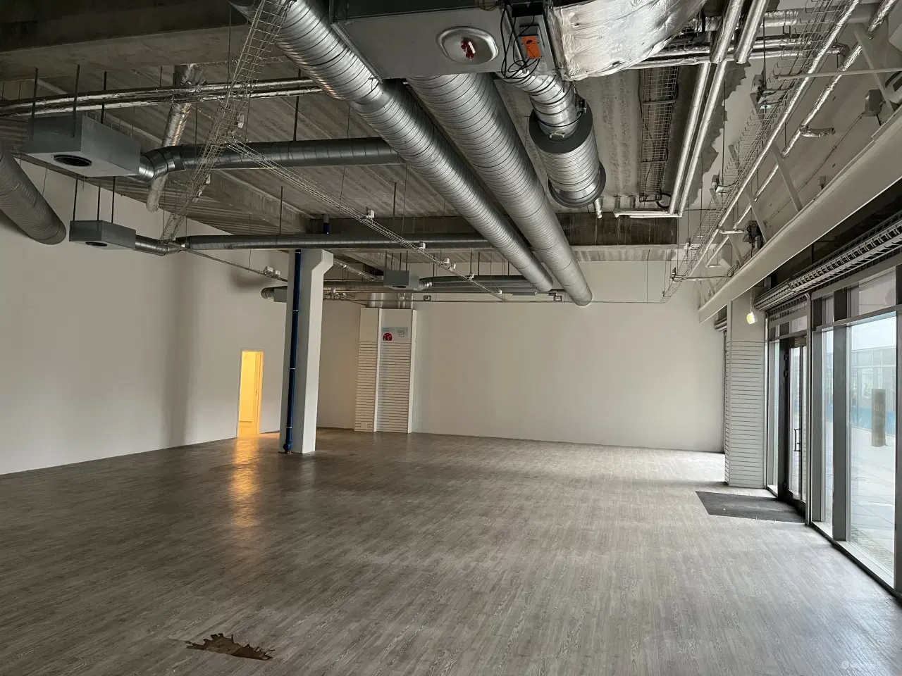 Billede 2 - Lejemål på Taastrup Torv