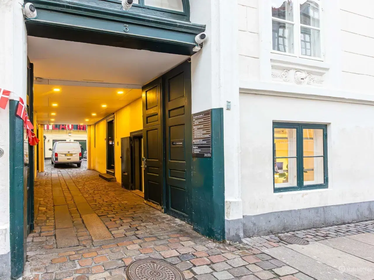 Billede 14 - Ingen binding - Flot. lyst og indbydende kontor på 236 m² med egen indgang