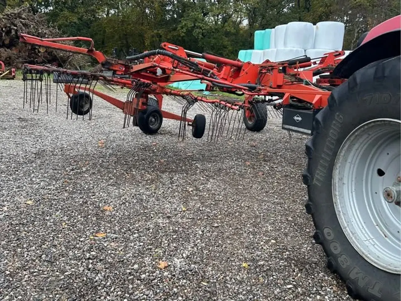 Billede 3 - kuhn rive