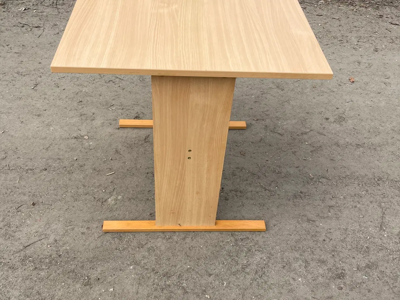 Billede 1 - PÆNT SPISEBORD MED SMART KLAP