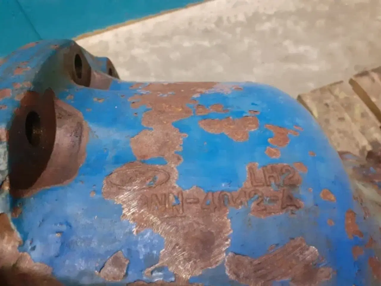 Billede 4 - Ford 6710 Lår L.H. D8NN4011GA