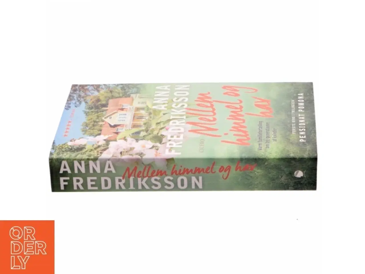 Billede 2 - Mellem himmel og hav af Anna Fredriksson (Bog)