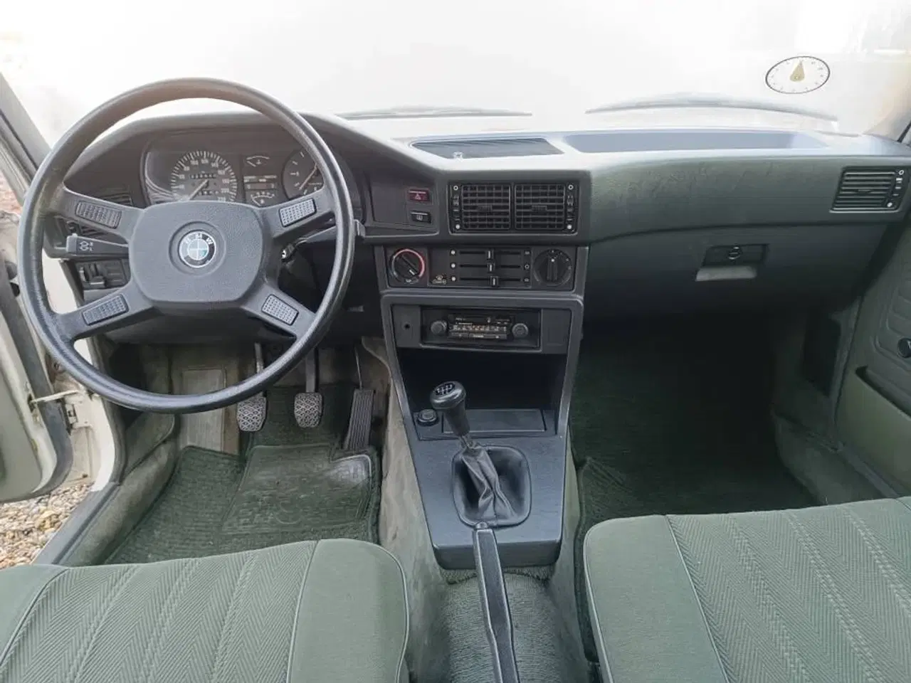 Billede 13 - 6-cyl række-BMW E28 520i veteranbil - NYSYNET