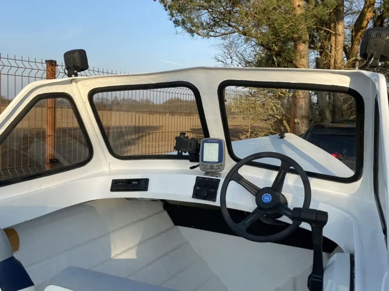 Billede 6 - Jolle inklusiv motor og trailer