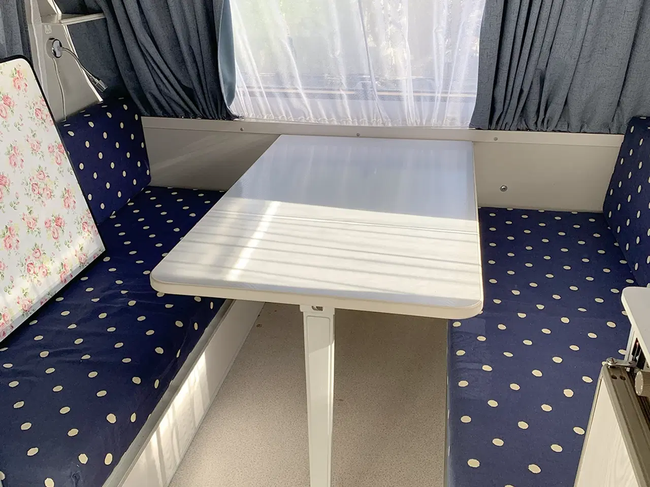 Billede 1 - Let campingvogn - perfekt til EL-bil