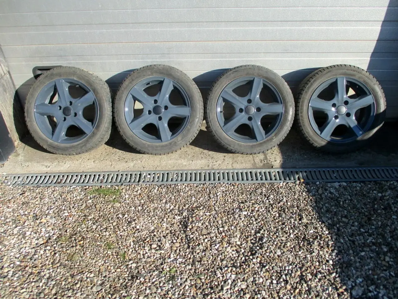 Billede 1 - 15" Dezent 4X108 ET40 195/50/15" vinterdæk