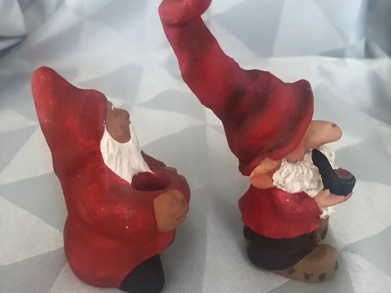 Billede 3 - 2 keramik julefigurer juletrold & julemand 