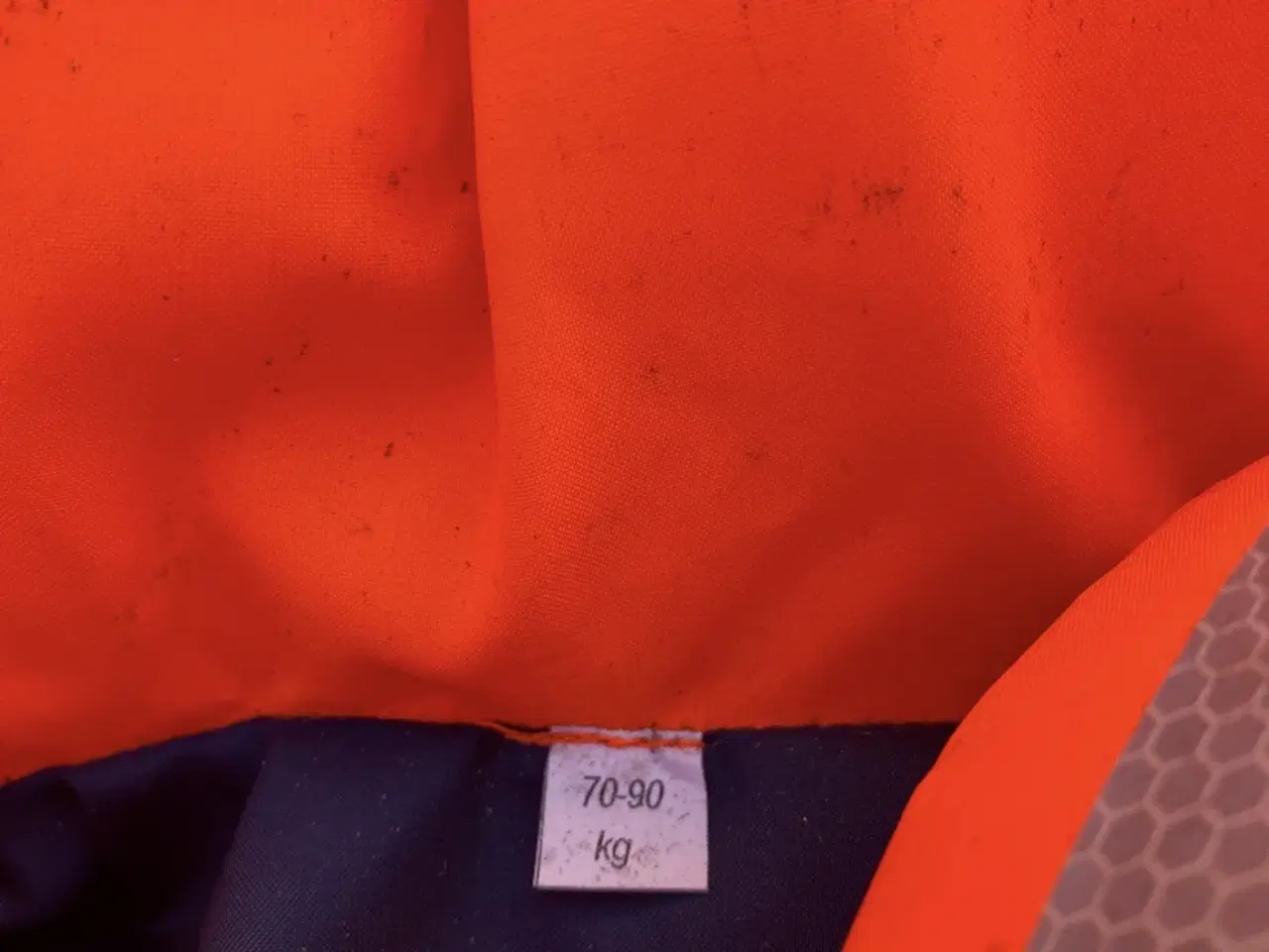 Billede 4 - 3 stk. veste tror ikke de har været brugt 