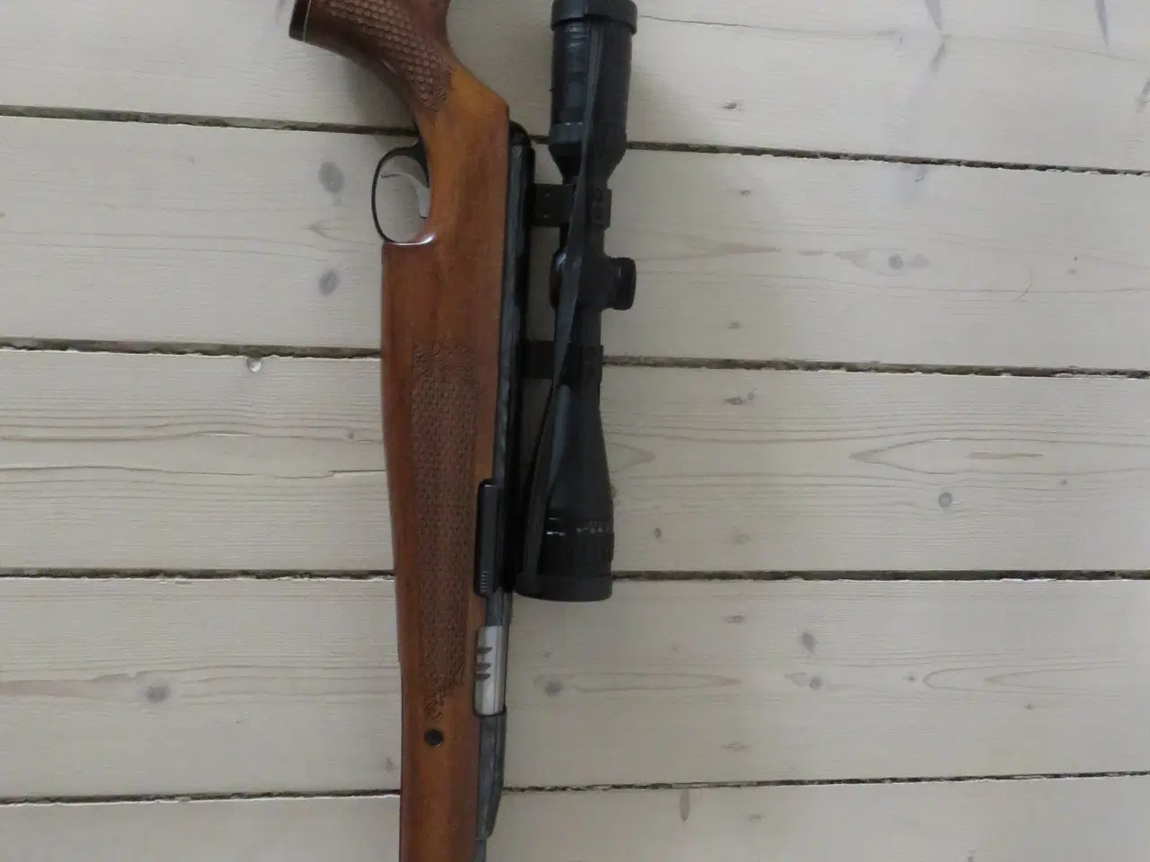 Billede 1 - Luftgevær 5,5mm AIR-ARMS TX200. M/Kikkert