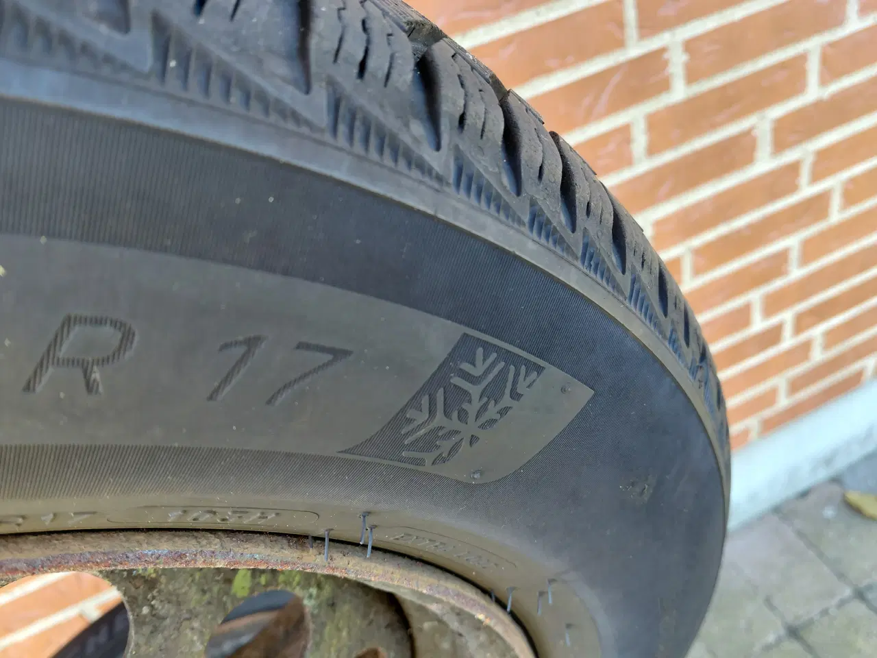 Billede 3 - Vinterhjul Michelin Alpin A7 215/65/R17