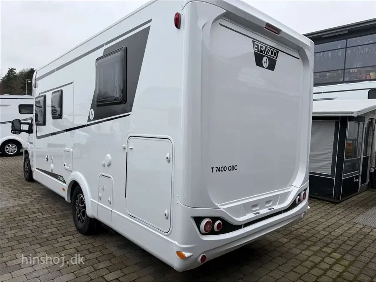 Billede 31 - 2025 - Etrusco T 7400 QBC Aut.   Drømmeautocamperen: Etrusco By Hymer – Komfort og Luksus i Én Pakke