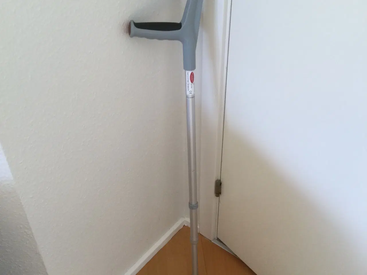 Billede 1 - Armkrykke