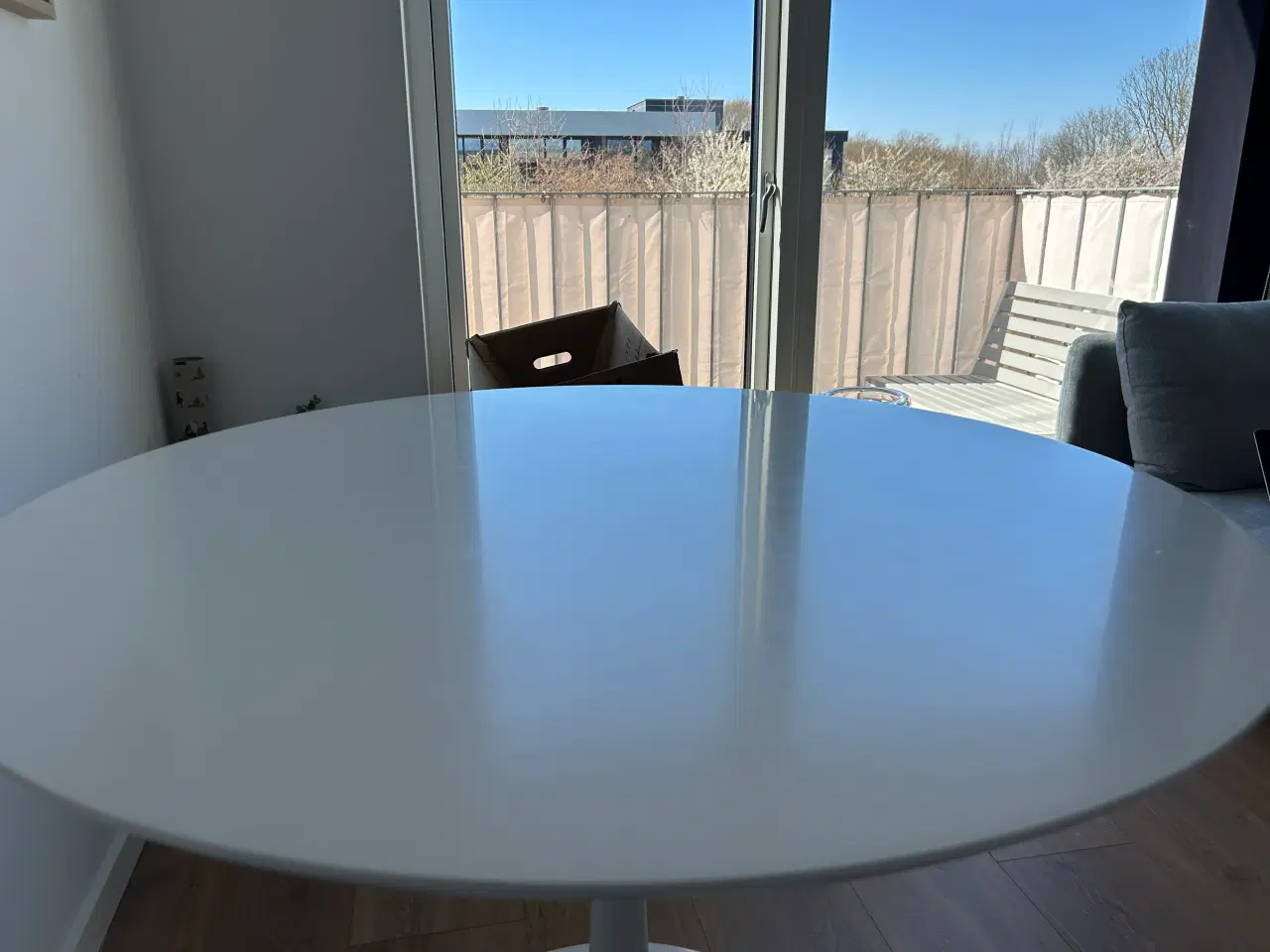 Billede 5 - Rundt Spisebord