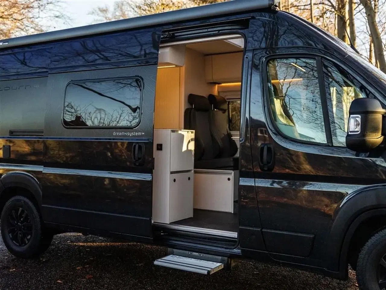 Billede 57 - 2026 - Tourne 6.0 Select aut. gear - Black - 180HK Tournes topmodel