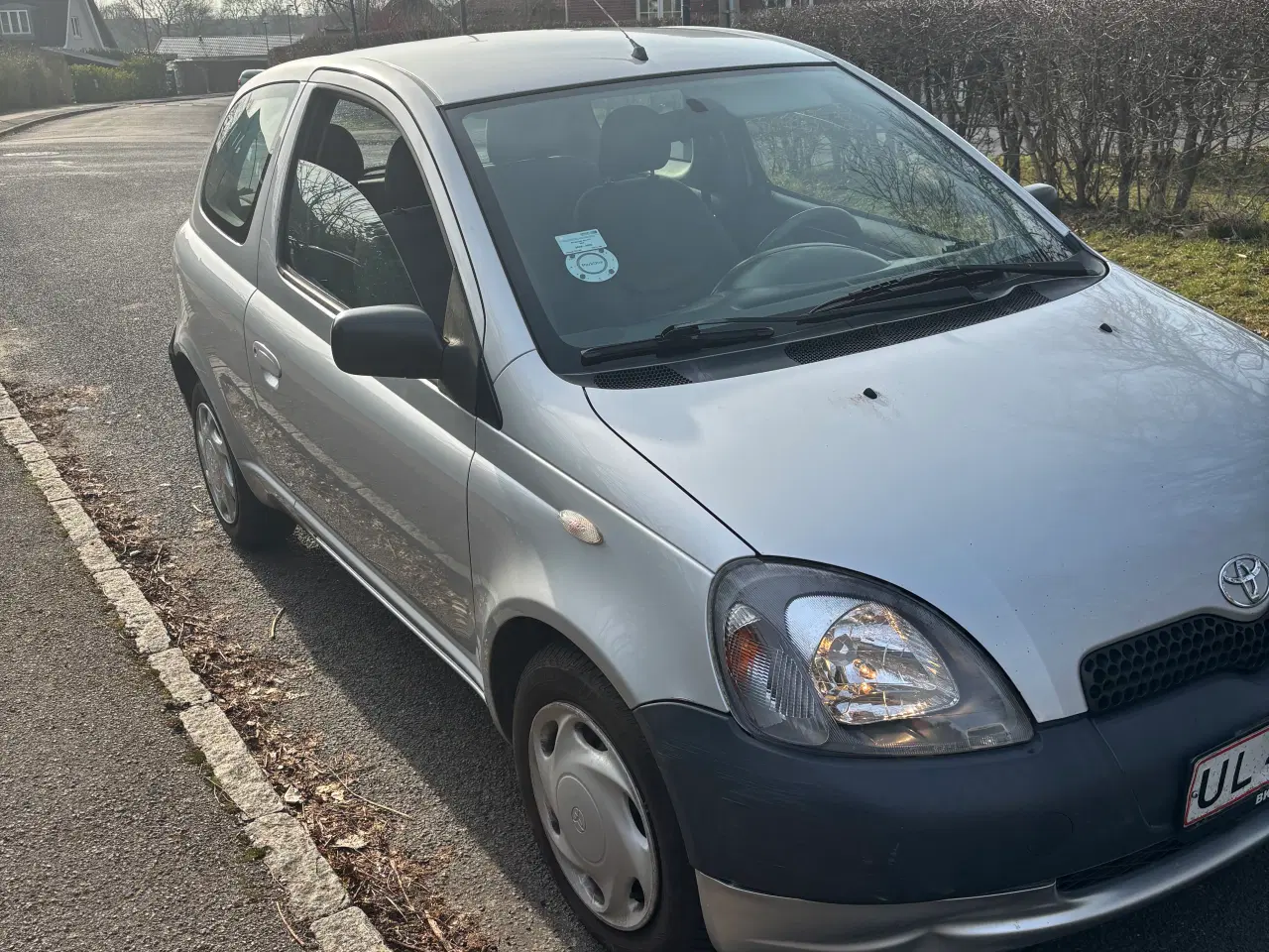 Billede 4 - Toyota Yaris automatgear  / Semi automatic 2001. 1
