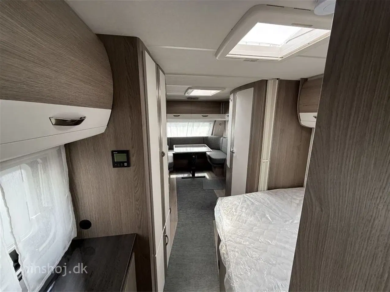 Billede 7 - 2023 - Hobby Prestige 650 KFU   Hobby Prestige 650 KFU 2023 med Isabella Commendore Dawn telt med CBX fra Hinshøj Caravan A/S